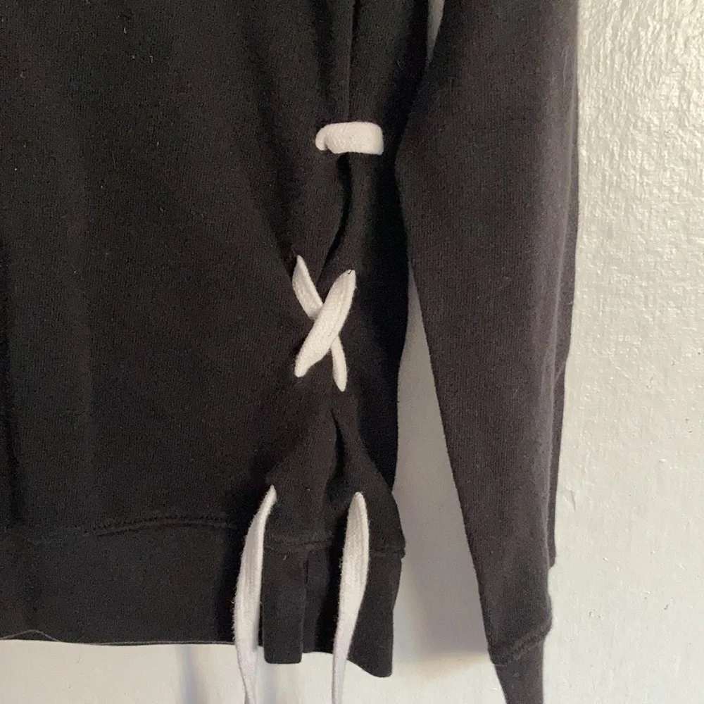 So Perfect Crew‎ Long Sleeve Black Shirt XS
